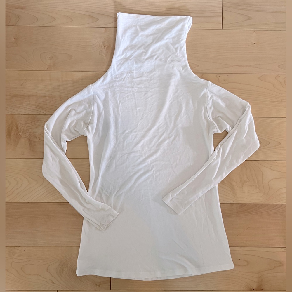 Mimi Maxi turtleneck top / size XS / white